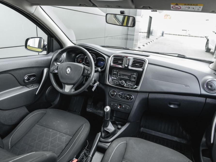 Renault Sandero II Москва  - изображение 16