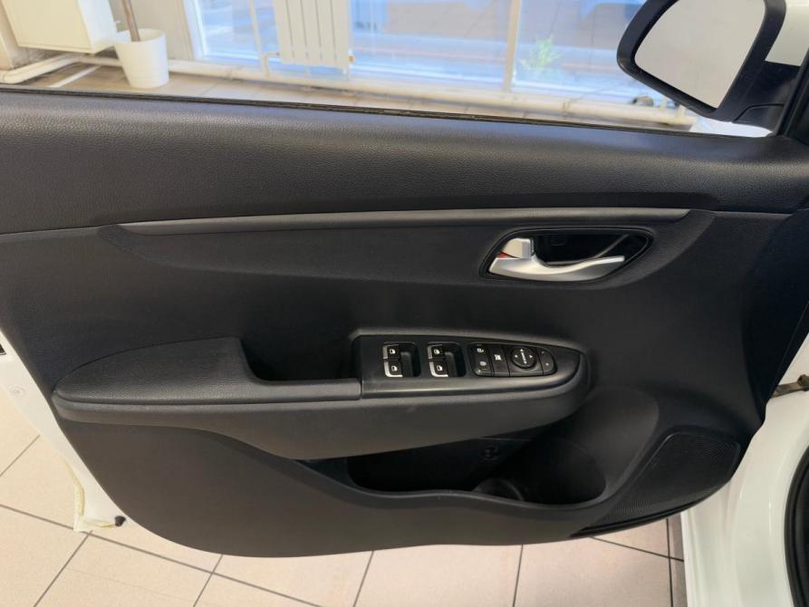 Kia Rio IV Волгоград  - изображение 14