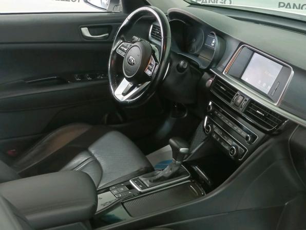 Kia Optima IV Рестайлинг с пробегом 2018 года, цена 1 975 000 рублей, 92000 км, седан, Автокод Объявления