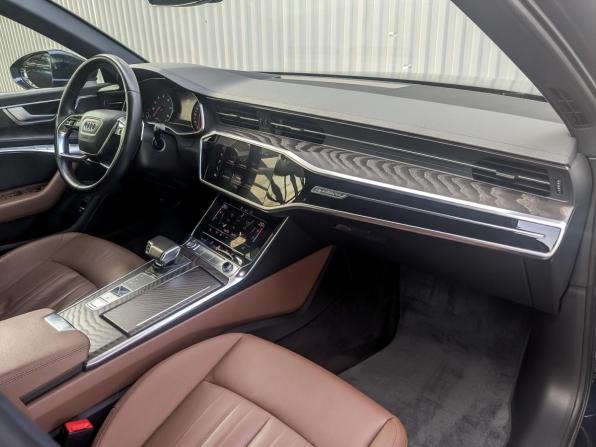 Audi A6 V (C8) с пробегом 2019 года, цена 3 545 000 рублей, 74508 км, седан, Автокод Объявления