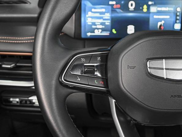 Geely Okavango I Рестайлинг с пробегом 2024 года, цена 2 658 111 рублей, 7068 км, внедорожник, Автокод Объявления