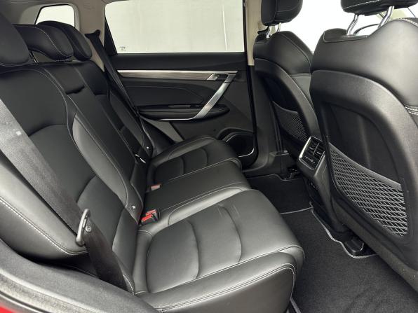 Geely Atlas Pro с пробегом 2022 года, цена 1 800 000 рублей, 51000 км, внедорожник, Автокод Объявления