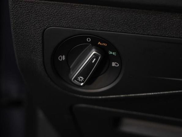 Volkswagen Tiguan II Рестайлинг с пробегом 2021 года, цена 2 599 000 рублей, 74476 км, внедорожник, Автокод Объявления