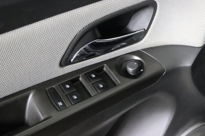 Chevrolet Cruze I Рестайлинг с пробегом 2013 года, цена 929 990 рублей, 120731 км, седан, Автокод Объявления