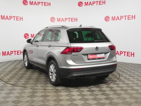 Volkswagen Tiguan II с пробегом 2018 года, цена 2 658 000 рублей, 80129 км, внедорожник, Автокод Объявления
