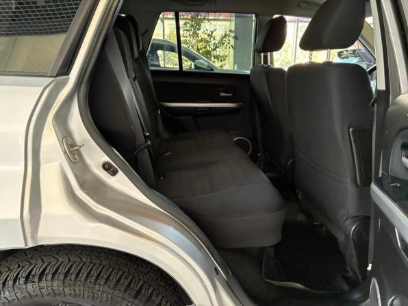Suzuki Grand Vitara II Рестайлинг 2 с пробегом 2013 года, цена 1 550 000 рублей, 102000 км, внедорожник, Автокод Объявления