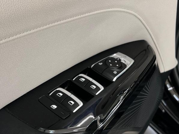 Kia K5 III с пробегом 2020 года, цена 2 790 000 рублей, 82019 км, седан, Автокод Объявления