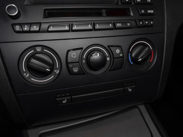 BMW 1 серии I (E81/E82/E87/E88) Рестайлинг с пробегом 2011 года, цена 745 000 рублей, 164650 км, хэтчбек, Автокод Объявления