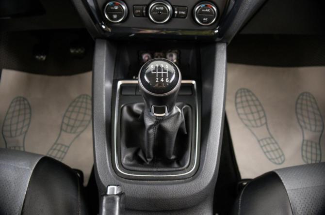 Volkswagen Jetta VI Рестайлинг с пробегом 2015 года, цена 1 099 000 рублей, 145600 км, седан, Автокод Объявления