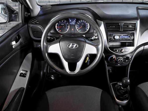Hyundai Solaris I с пробегом 2014 года, цена 870 000 рублей, 151481 км, седан, Автокод Объявления