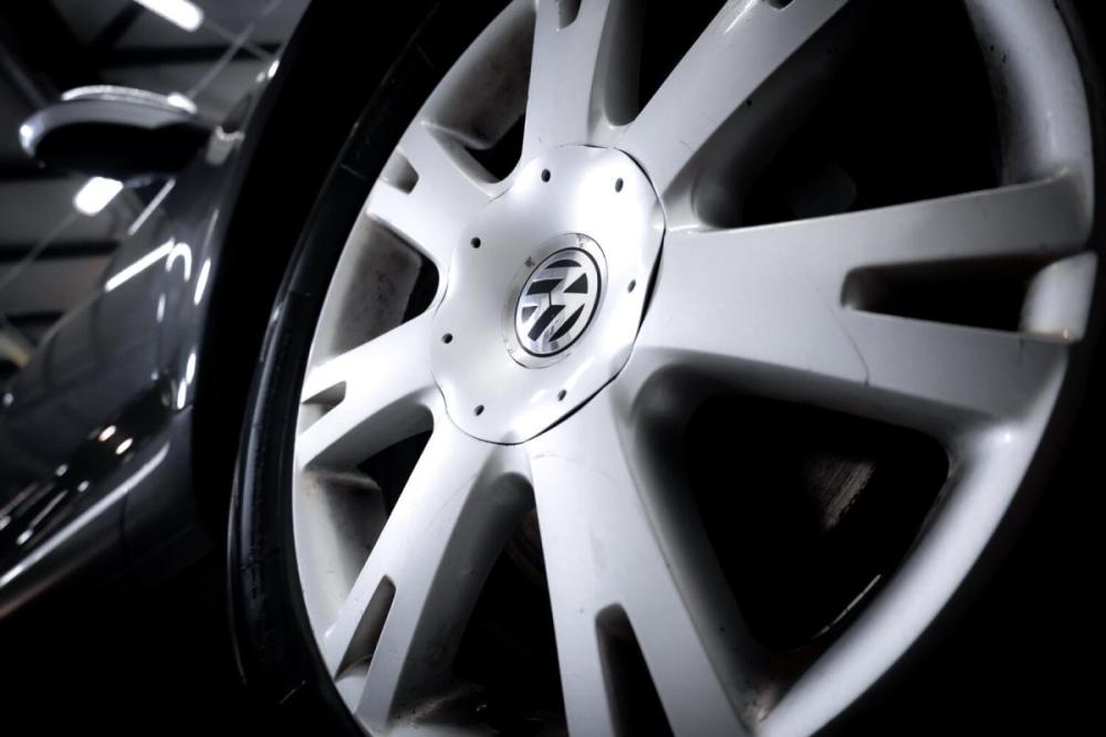 Volkswagen Touareg I Рестайлинг Тюмень  - изображение 13