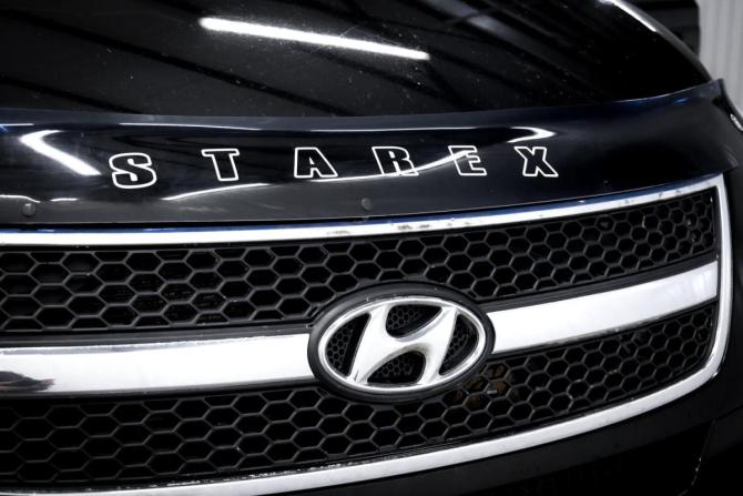 Hyundai H-1 II с пробегом 2011 года, цена 1 270 000 рублей, 450000 км, минивэн, Автокод Объявления
