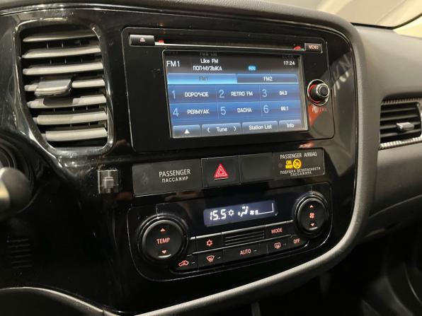 Mitsubishi Outlander III Рестайлинг 2 с пробегом 2015 года, цена 1 560 000 рублей, 131188 км, внедорожник, Автокод Объявления