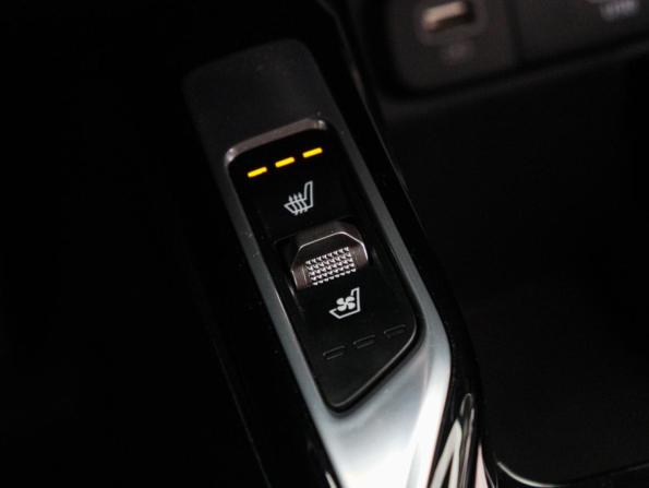 Kia Sorento IV с пробегом 2022 года, цена 4 400 000 рублей, 33602 км, внедорожник, Автокод Объявления