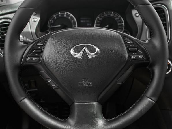 Infiniti QX50 I Рестайлинг с пробегом 2016 года, цена 1 930 000 рублей, 155327 км, внедорожник, Автокод Объявления