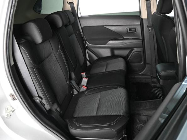 Mitsubishi Outlander III Рестайлинг 3 с пробегом 2021 года, цена 2 349 000 рублей, 87411 км, внедорожник, Автокод Объявления
