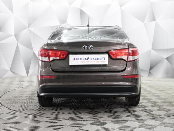 Kia Rio III Рестайлинг с пробегом 2016 года, цена 898 000 рублей, 127555 км, седан, Автокод Объявления