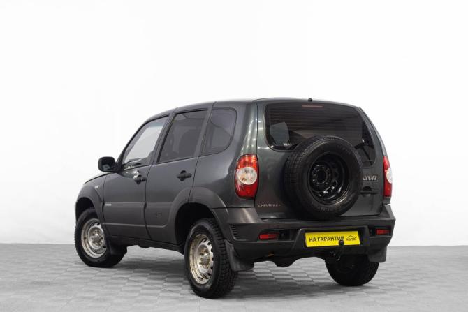 Chevrolet Niva I Рестайлинг с пробегом 2011 года, цена 499 000 рублей, 299000 км, внедорожник, Автокод Объявления