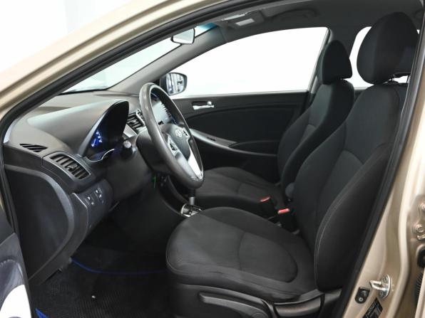 Hyundai Solaris I с пробегом 2013 года, цена 830 000 рублей, 198737 км, седан, Автокод Объявления