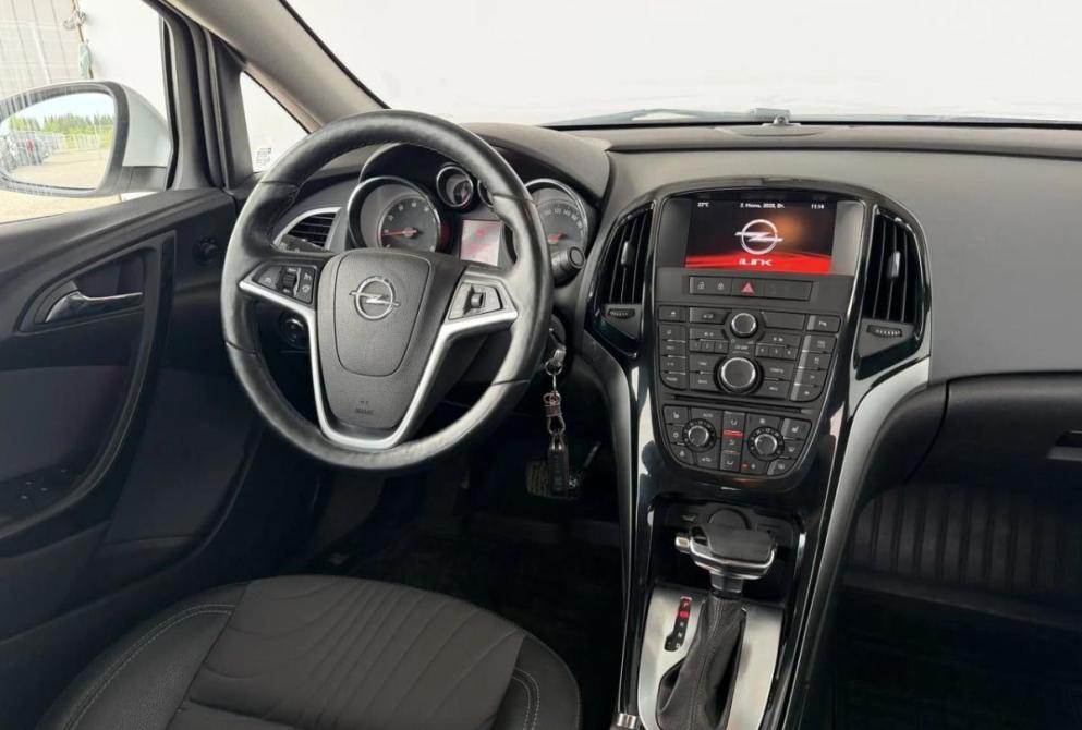 Opel Astra J Рестайлинг Киров  - изображение 14