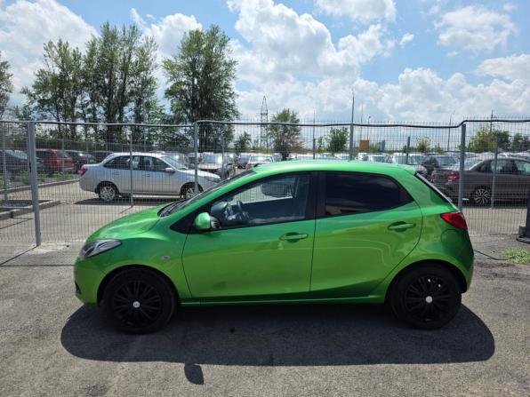 Mazda 2 II (DE) с пробегом 2009 года, цена 690 000 рублей, 92000 км, хэтчбек, Автокод Объявления