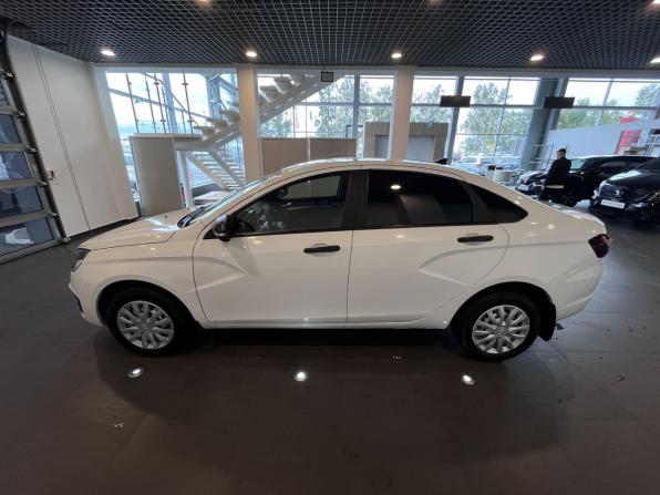 Lada (ВАЗ) Vesta I Рестайлинг (NG) с пробегом 2024 года, цена 1 592 000 рублей, 12498 км, седан, Автокод Объявления