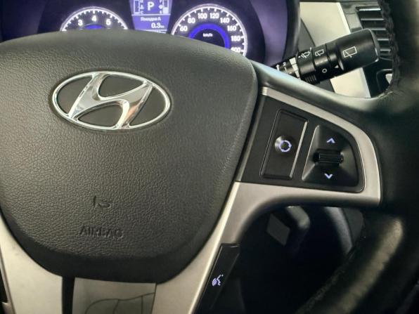 Hyundai Solaris I Рестайлинг с пробегом 2015 года, цена 1 070 000 рублей, 128556 км, хэтчбек, Автокод Объявления