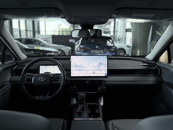 Toyota RAV4 VI (XA60) с пробегом 2026 года, цена 4 790 000 рублей, 150 км, внедорожник, Автокод Объявления