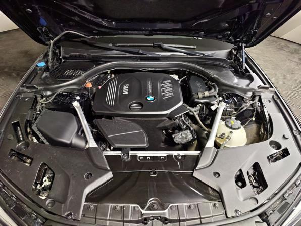 BMW 5 серии VII (G30/G31/G38) Рестайлинг с пробегом 2021 года, цена 4 700 000 рублей, 99313 км, седан, Автокод Объявления