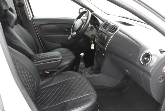 Renault Logan II с пробегом 2016 года, цена 580 000 рублей, 175146 км, седан, Автокод Объявления