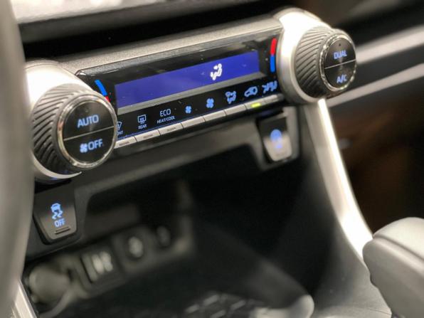 Toyota RAV4 V (XA50) с пробегом 2021 года, цена 2 840 000 рублей, 39840 км, внедорожник, Автокод Объявления
