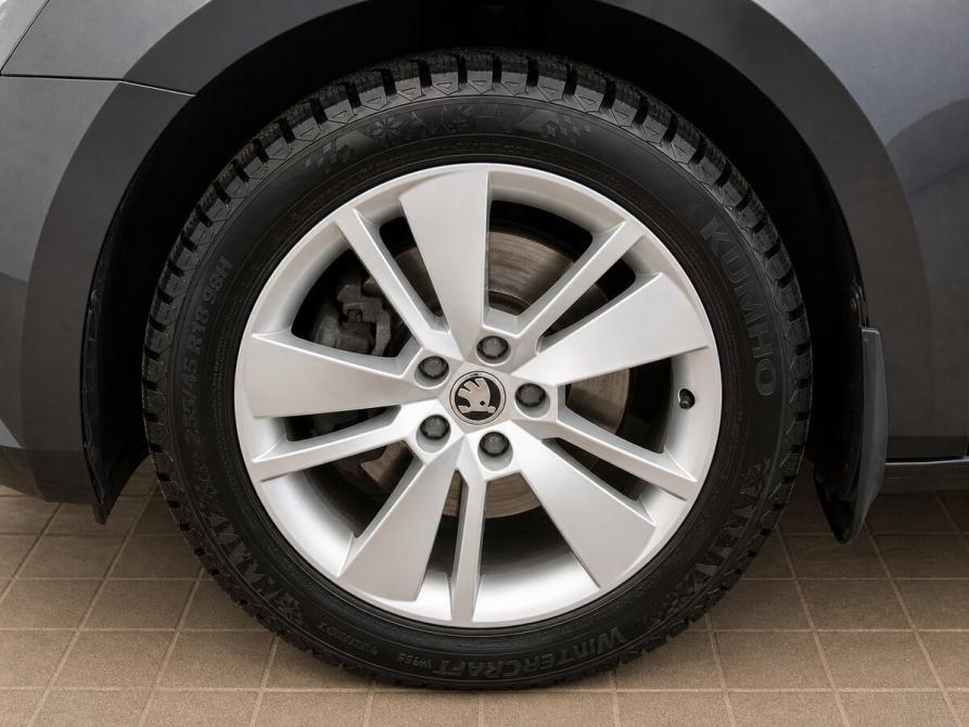Skoda Superb III Москва  - изображение 18