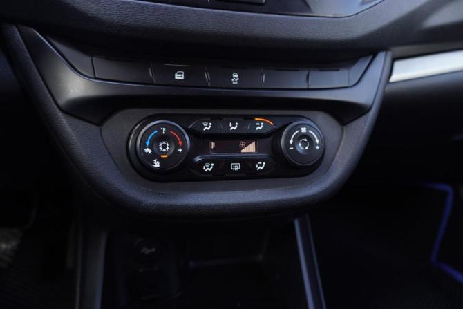 Lada (ВАЗ) Vesta I с пробегом 2019 года, цена 860 000 рублей, 134391 км, седан, Автокод Объявления