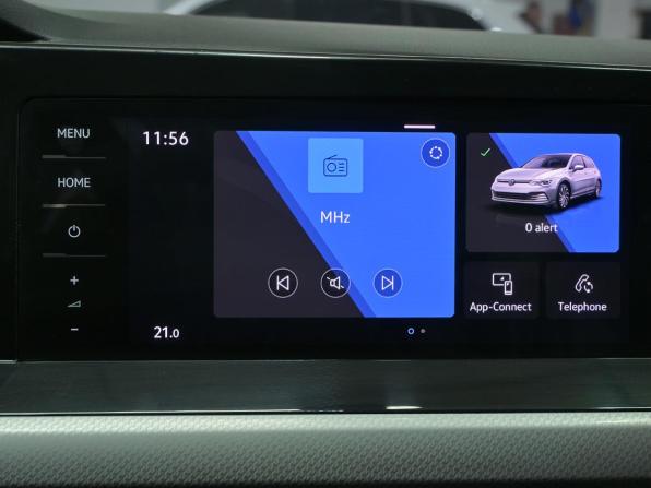 Volkswagen Golf VIII с пробегом 2021 года, цена 2 625 000 рублей, 33428 км, хэтчбек, Автокод Объявления