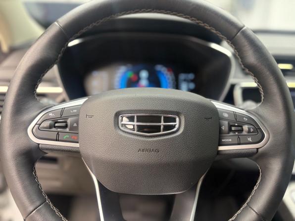 Geely Atlas Pro с пробегом 2023 года, цена 2 140 000 рублей, 37000 км, внедорожник, Автокод Объявления