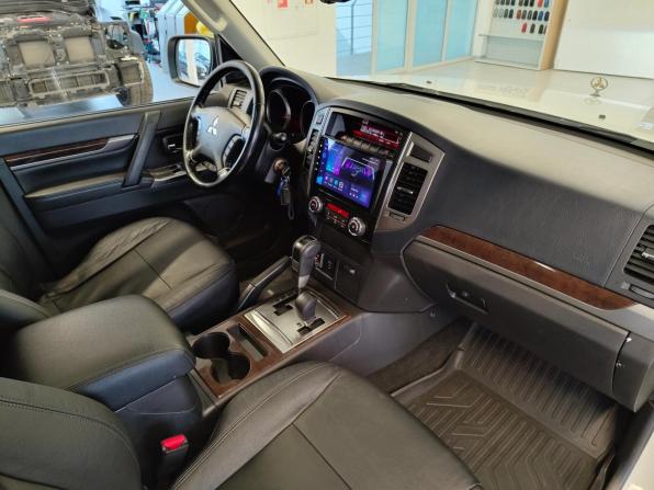 Mitsubishi Pajero IV Рестайлинг 2 с пробегом 2021 года, цена 3 049 000 рублей, 158727 км, внедорожник, Автокод Объявления