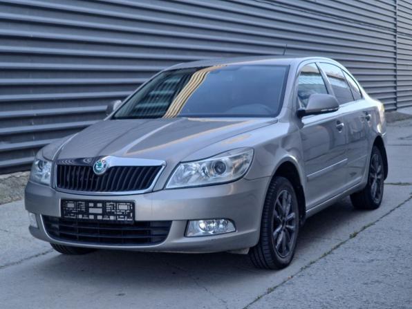 Skoda Octavia II (A5) Рестайлинг с пробегом 2011 года, цена 550 000 рублей, 349399 км, лифтбек, Автокод Объявления
