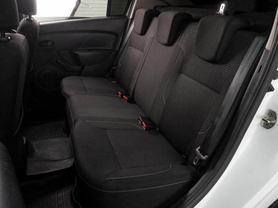 Renault Logan II Рестайлинг Воронеж  - изображение 9