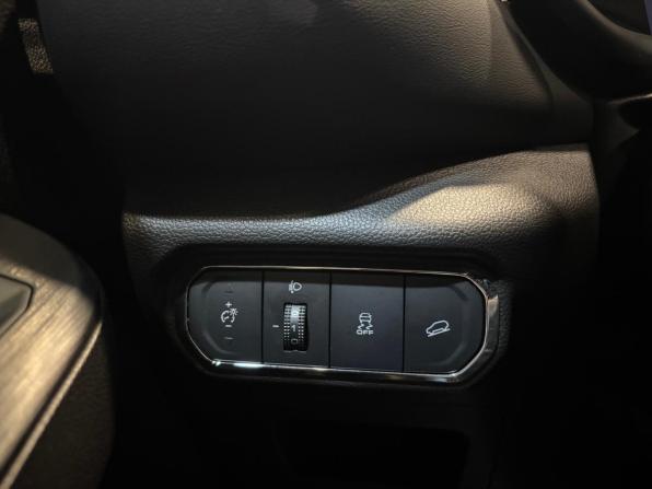 Haval Jolion I с пробегом 2023 года, цена 1 849 000 рублей, 82000 км, внедорожник, Автокод Объявления