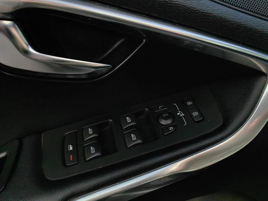 Volvo V40 II Москва  - изображение 14