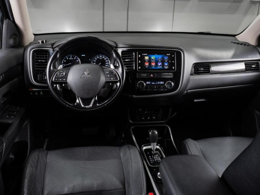 Mitsubishi Outlander III Рестайлинг 2 Тюмень  - изображение 6