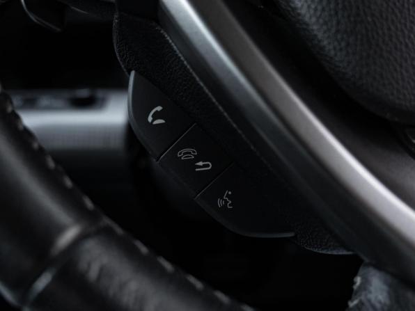 Honda Stepwgn V Рестайлинг с пробегом 2019 года, цена 2 395 000 рублей, 73018 км, минивэн, Автокод Объявления