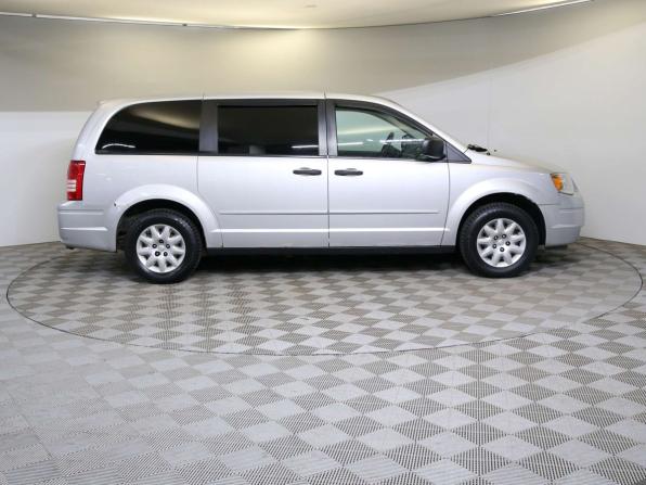 Chrysler Town &amp; Country V с пробегом 2008 года, цена 825 000 рублей, 260000 км, минивэн, Автокод Объявления