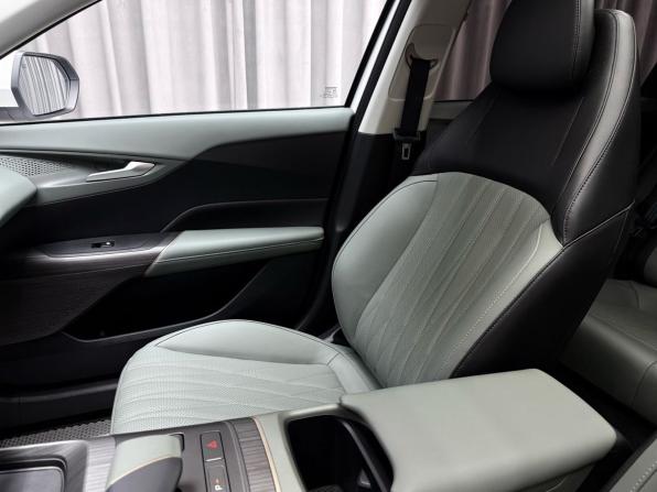 Changan Lamore с пробегом 2024 года, цена 2 249 000 рублей, 15412 км, седан, Автокод Объявления