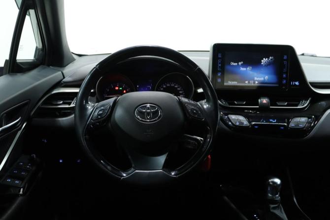 Toyota C-HR I с пробегом 2018 года, цена 2 199 000 рублей, 111611 км, внедорожник, Автокод Объявления