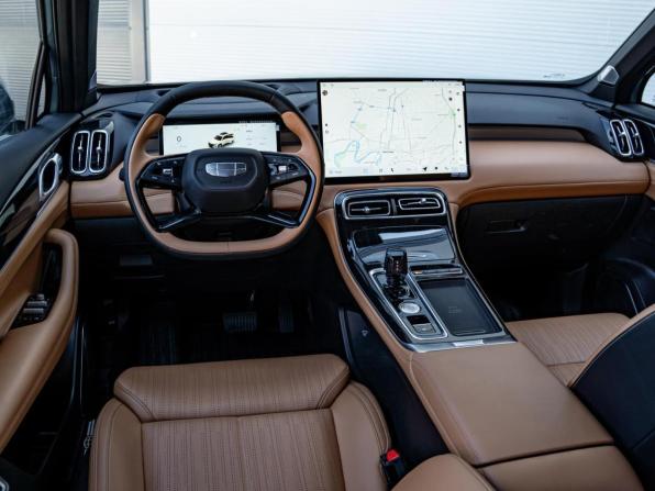 Geely Boyue L II с пробегом 2025 года, цена 3 250 000 рублей, 13047 км, внедорожник, Автокод Объявления