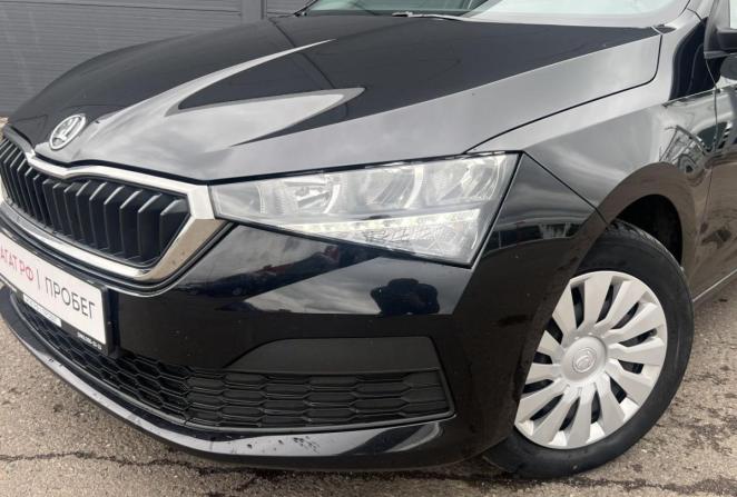 Skoda Rapid II с пробегом 2021 года, цена 1 465 000 рублей, 97647 км, лифтбек, Автокод Объявления