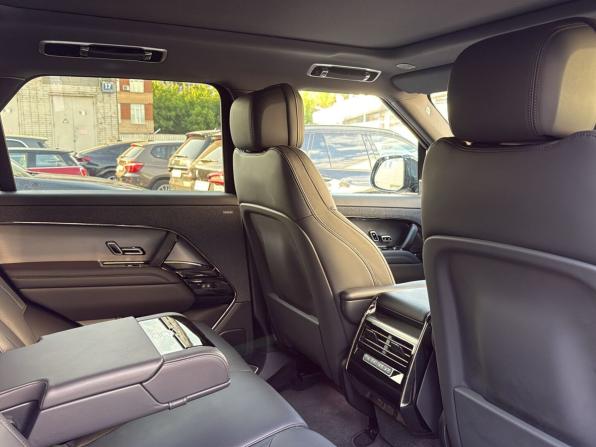 Land Rover Range Rover Sport III с пробегом 2024 года, цена 14 500 000 рублей, 5922 км, внедорожник, Автокод Объявления