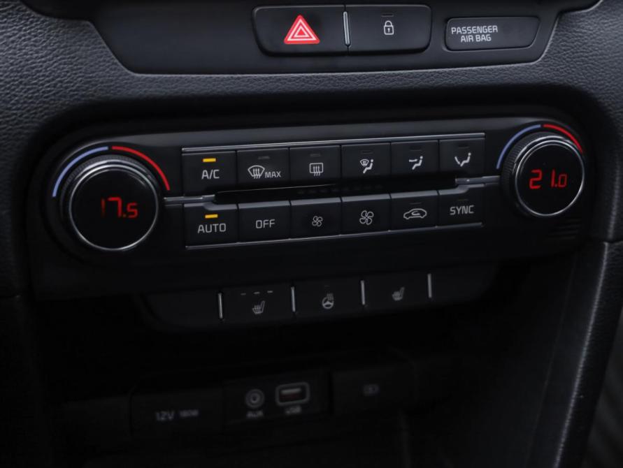 Kia Ceed III Санкт-Петербург  - изображение 17