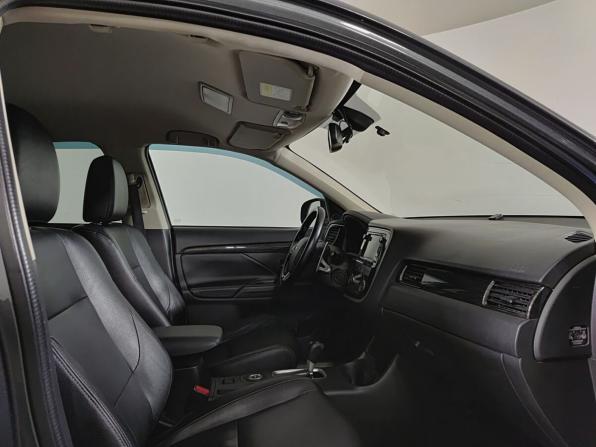 Mitsubishi Outlander III Рестайлинг 2 с пробегом 2016 года, цена 1 870 000 рублей, 169509 км, внедорожник, Автокод Объявления